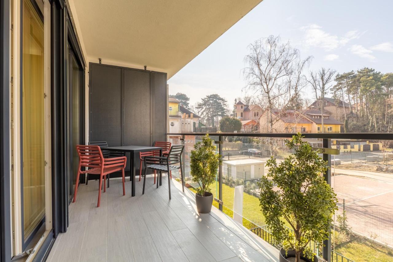 Marinelake Apartman Balatonfoeldvar By Bltn Exteriör bild