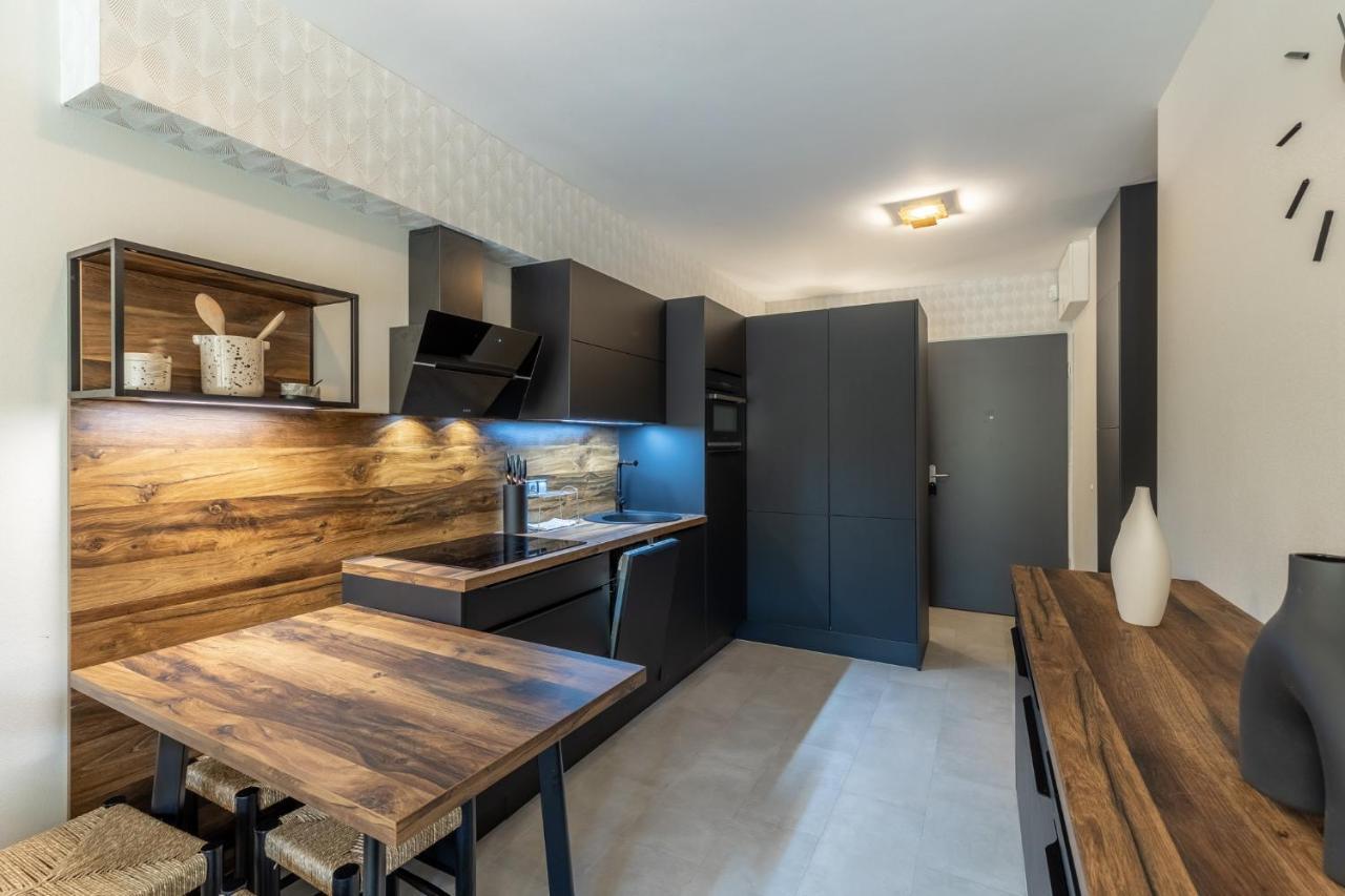 Marinelake Apartman Balatonfoeldvar By Bltn Exteriör bild